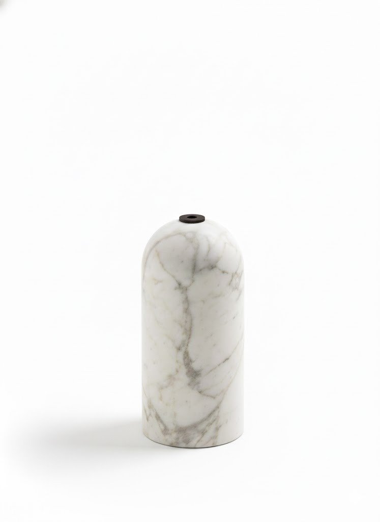 SOLIS SIDE TABLE Thumbnail